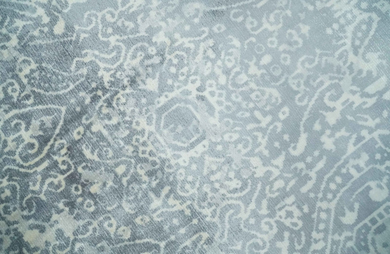 Premium Style Silver and Gray Traditional Medallion 5x8 Hand loom Viscose Area Rug