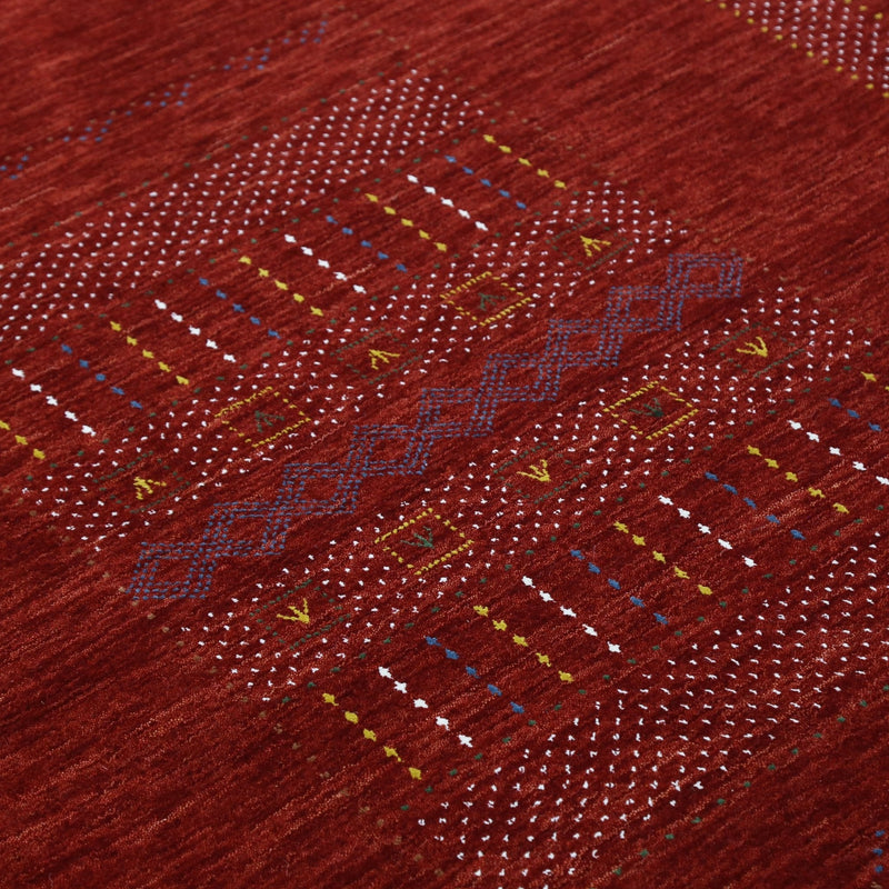 Red Center Pattern Hand Loomed Wool Area Rug