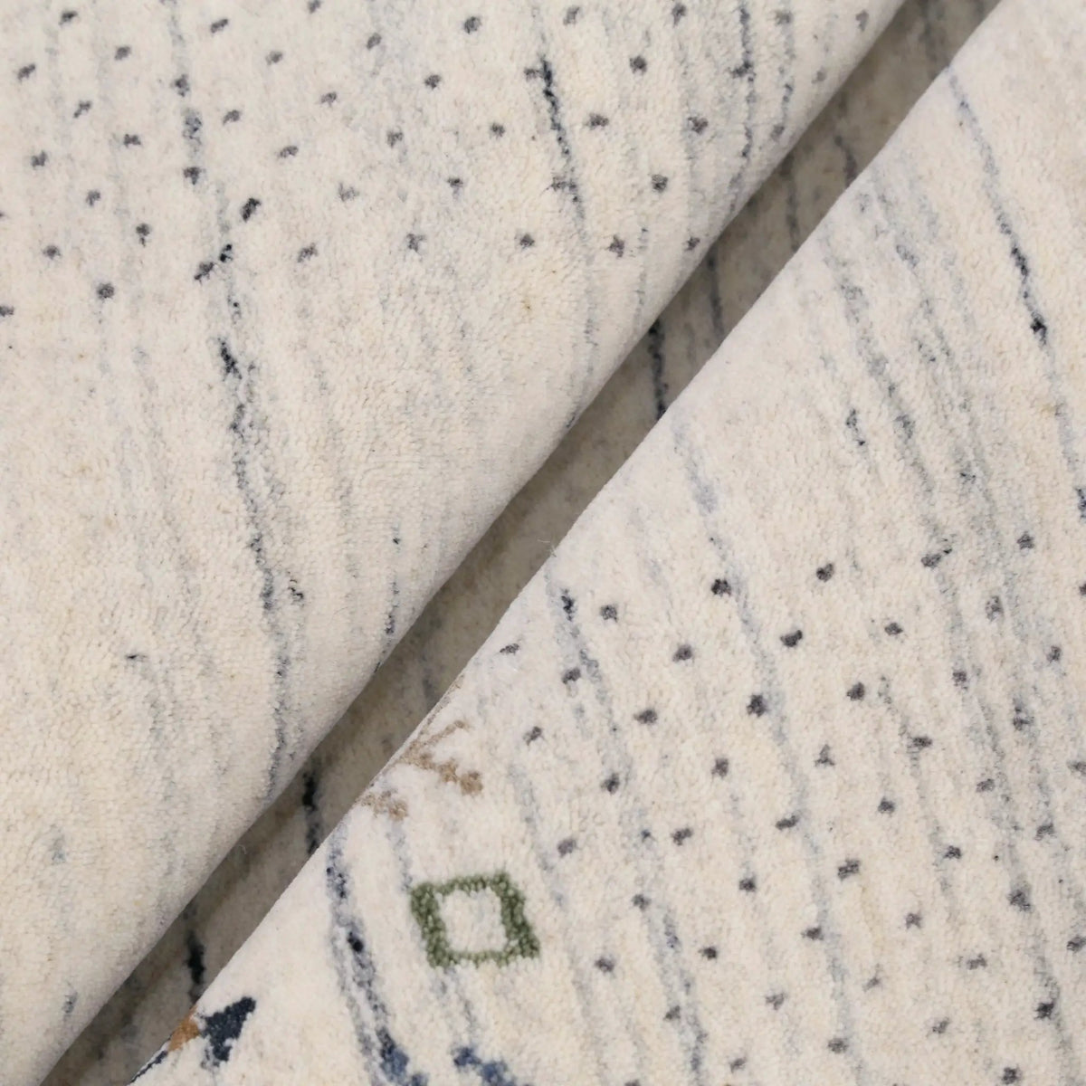 Ivory Hand Loomed Wool Area Rug With Geometric Border Pattern, photo 7 of 12