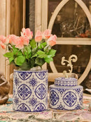 GobekUsa Blue & White Porcelain Covered Vase Jar: Retro Chinese Home Decor Flower Arrangement & Organization