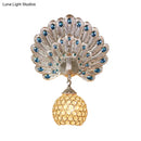 GobekUsa Retro Stylish Wall Sconce with Clear Crystal and Peacock Backplate in Silver/White