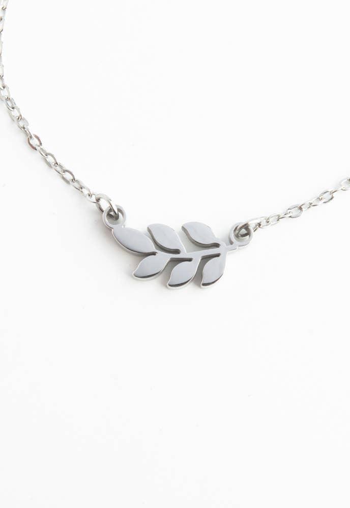 Rowen Leaf Necklace in Silver