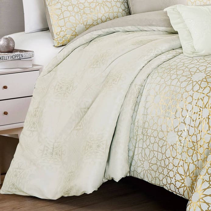 Royal Gold Jacquard Comforter