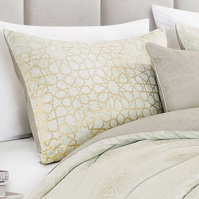 Royal Gold Jacquard Comforter