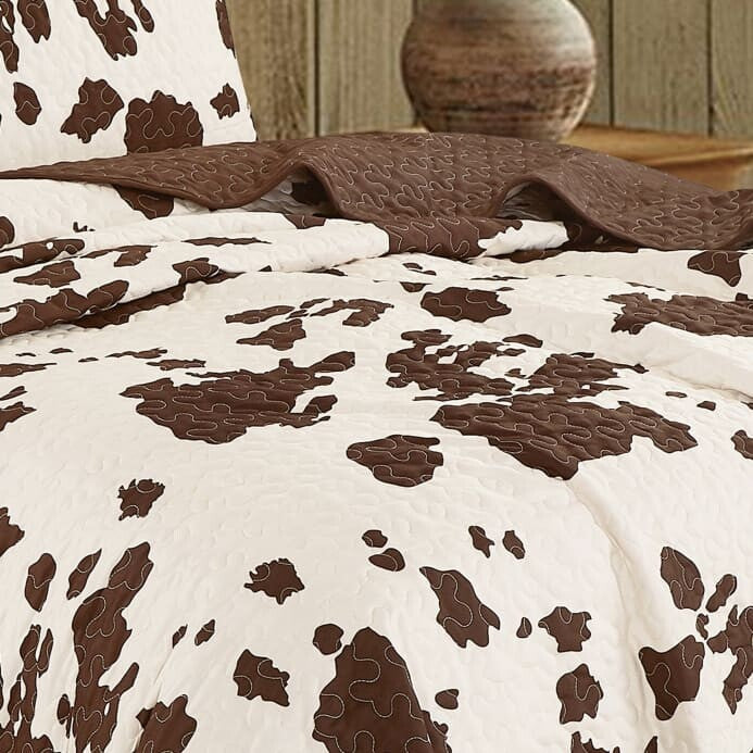 Rustic Cowhide Brown Quilt