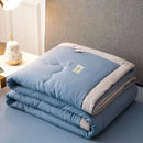 GobekUsa Cooling Cotton Quilt with Washable Core for Single Bed in Dorm