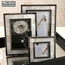 GobekUsa Golden Alloy Shell Photo Frame - Family Portrait Nightstand Desk Decoration