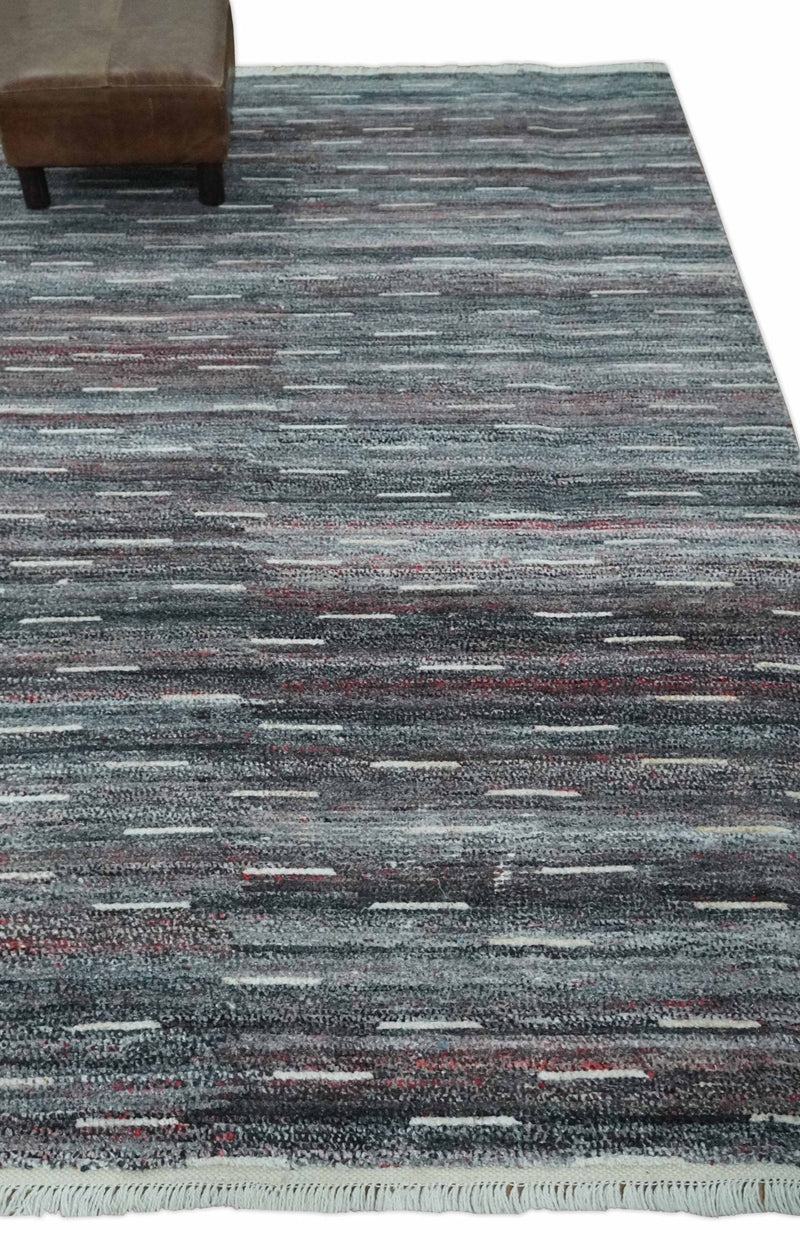 Silver, Gray, Charcoal, and Maroon Modern Abstract Dari 5x8 Pet yarn Area Rug