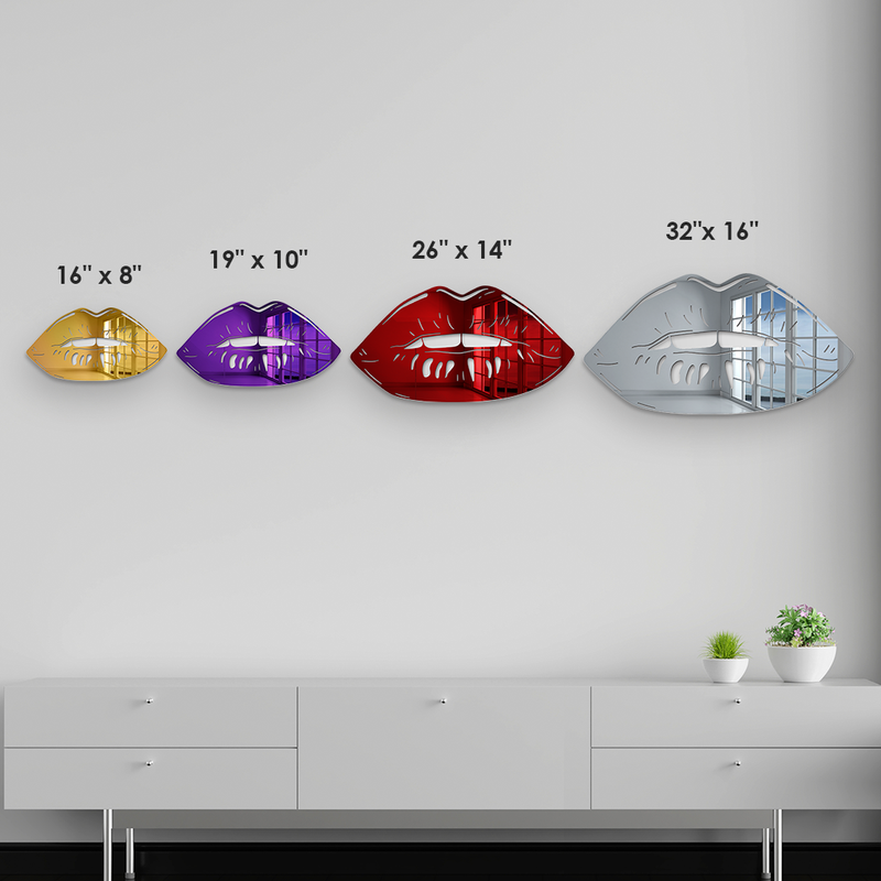 Lips Mirror Decor