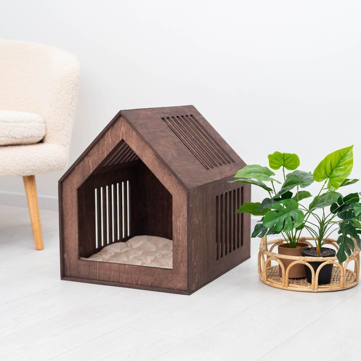 Small Indoor Dog House, photo 7 of 16