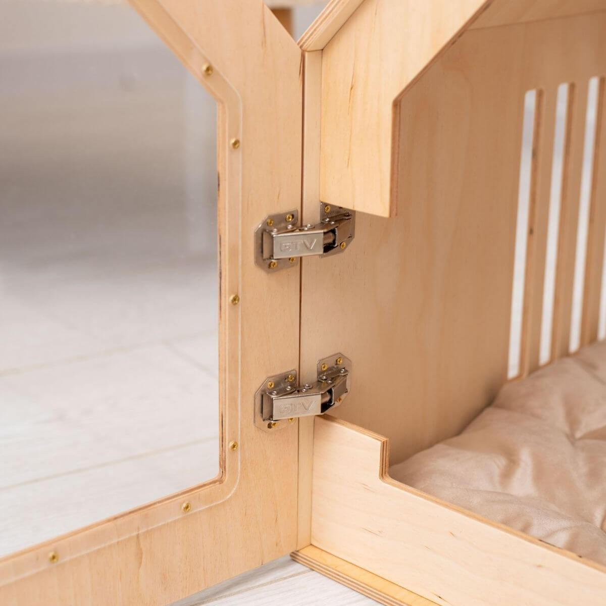 Small Indoor Dog House, photo 10 of 16