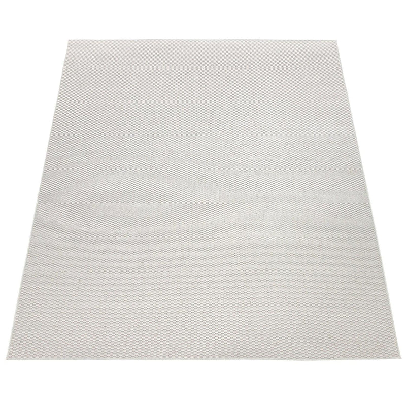 Solid Outdoor Rug for Patio or Balcony weatherproof in Mottled Cream