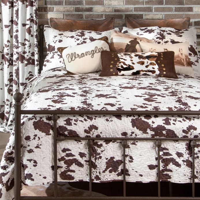 Southwestern Soft Wrangler Cowhide Quilt Set