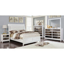 Golva - Queen Bed