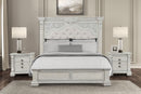 Promenade - Queen Bed