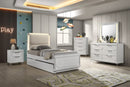 Lareina - Full Bed by Unique Piece Furniture