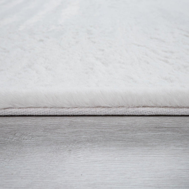 Super Soft Area Rug Fluffy High Pile Cosy Luxurious Touch in Solid Cream