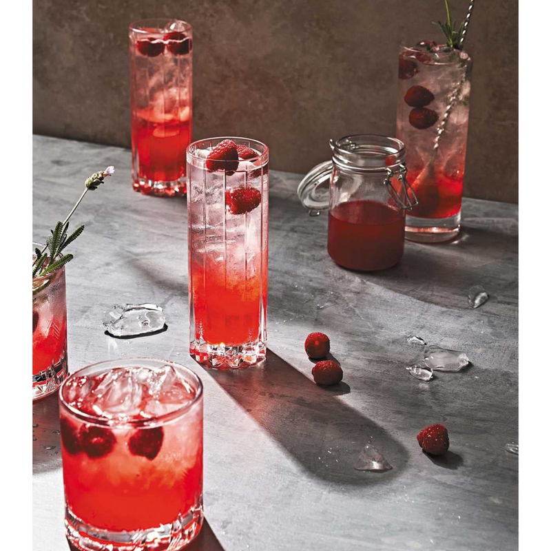 Tasting History: Explore the Past through 4,000 Years of Recipes(Spiral Bound)