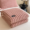 GobekUsa Cozy Flannel Velvet Blanket: All-Season Solid Color Single Queen Quilt