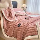 GobekUsa Cozy Flannel Velvet Blanket: All-Season Solid Color Single Queen Quilt