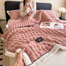 GobekUsa Cozy Flannel Velvet Blanket: All-Season Solid Color Single Queen Quilt