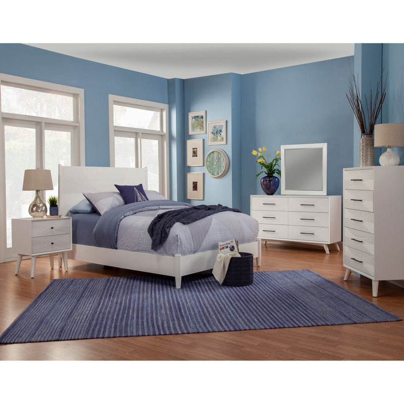 Tranquility Bed, White