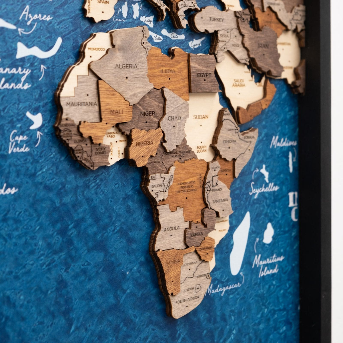 3D Wooden Triptych World Map Multicolor, photo 9 of 15