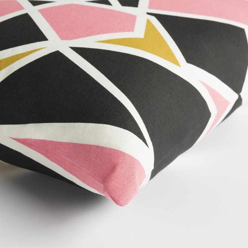 Lutten Bright Pink Pillow Cover