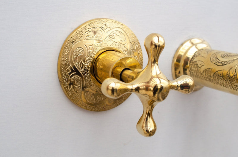 Unlacquered Brass Wall Mounted Faucet , Engraved Antique Brass Sink Faucet with rough in valve