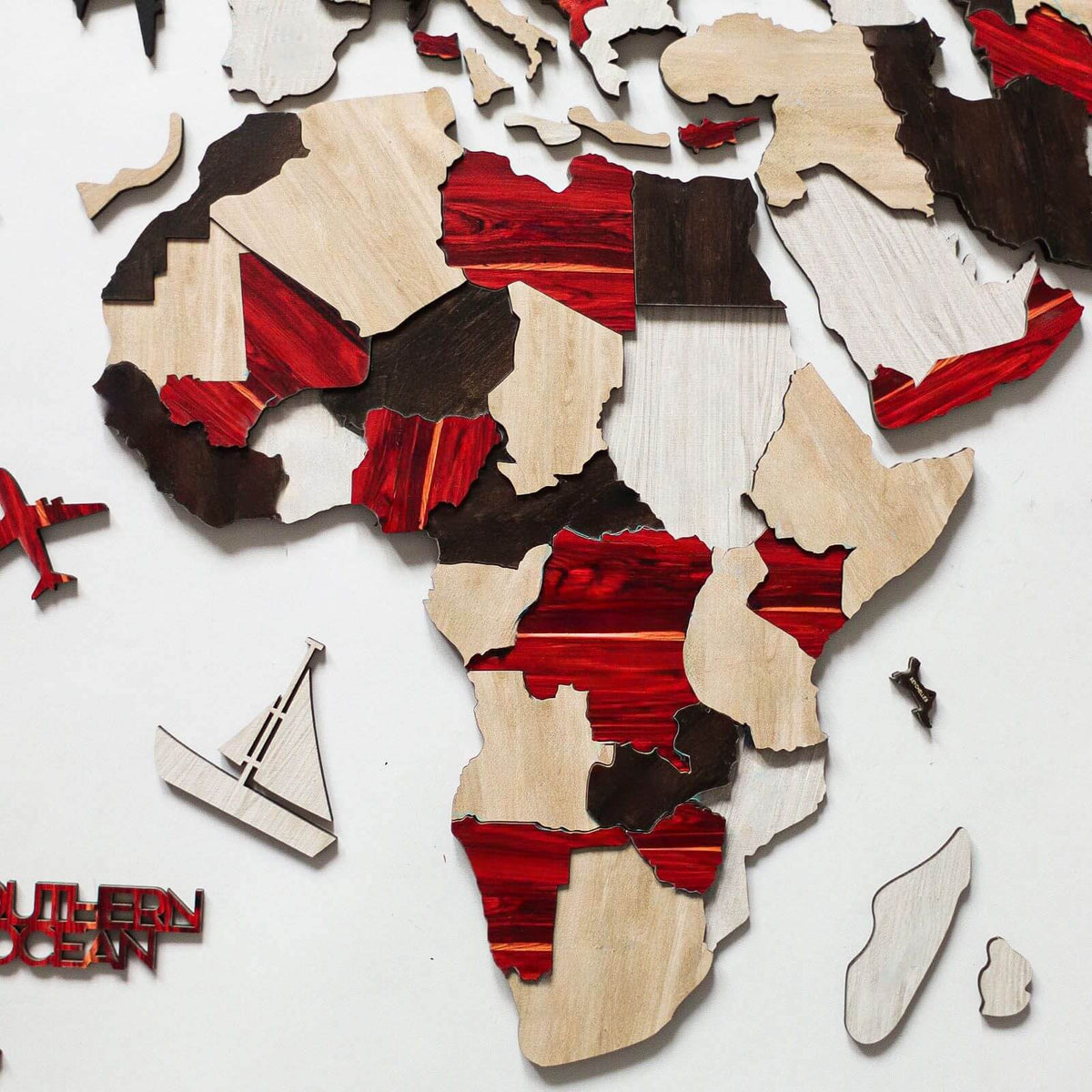 3D Luminous Colored Wooden World Map Urban, photo 3 of 12