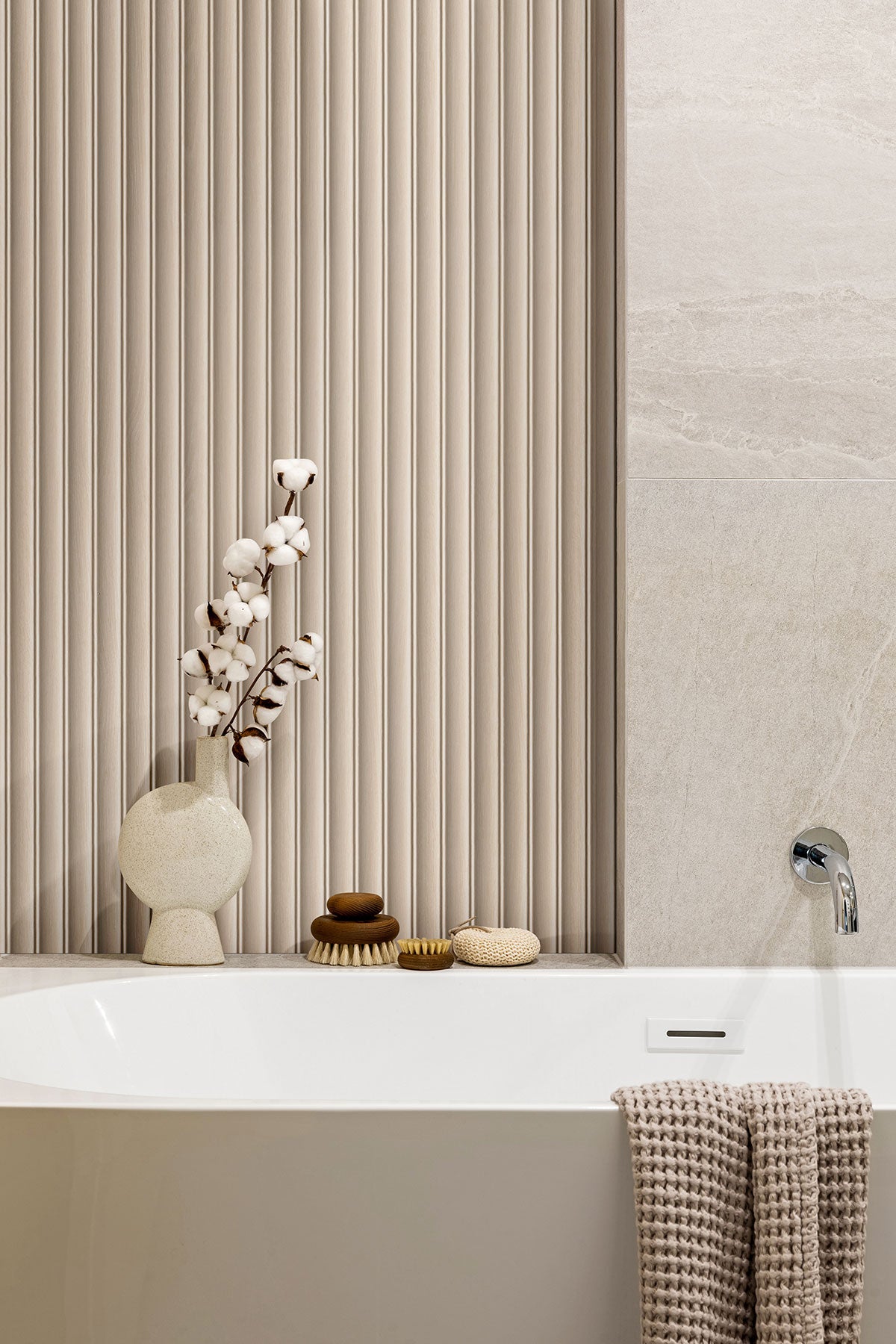 MSI Urbanslat Flute Maple Wall Tile, photo 13 of 15
