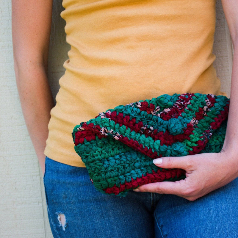 Vibrant Crochet Chiffon Clutch Pattern