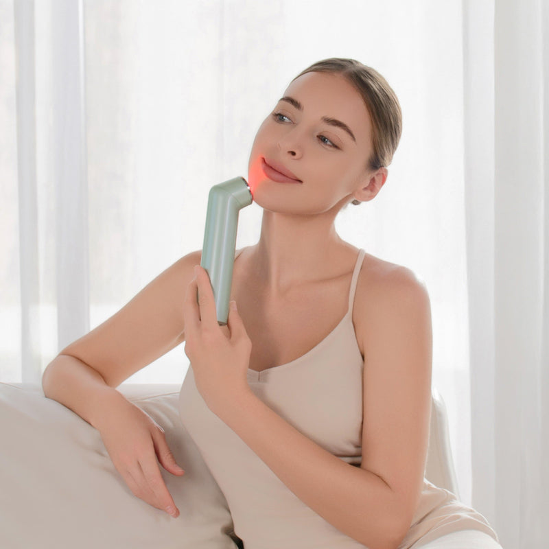 6-in-1 Light Therapy Wand, photo 4 of 5