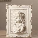GobekUsa Earl Cat Resin Pendant Wall Decoration Frame for a Whimsical Touch.