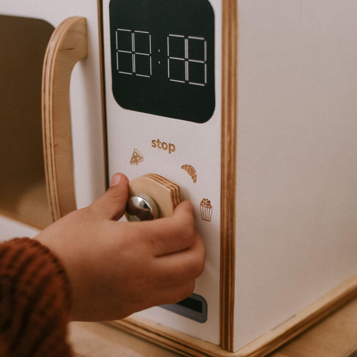 Wooden Microwave Toy, photo 2 of 12