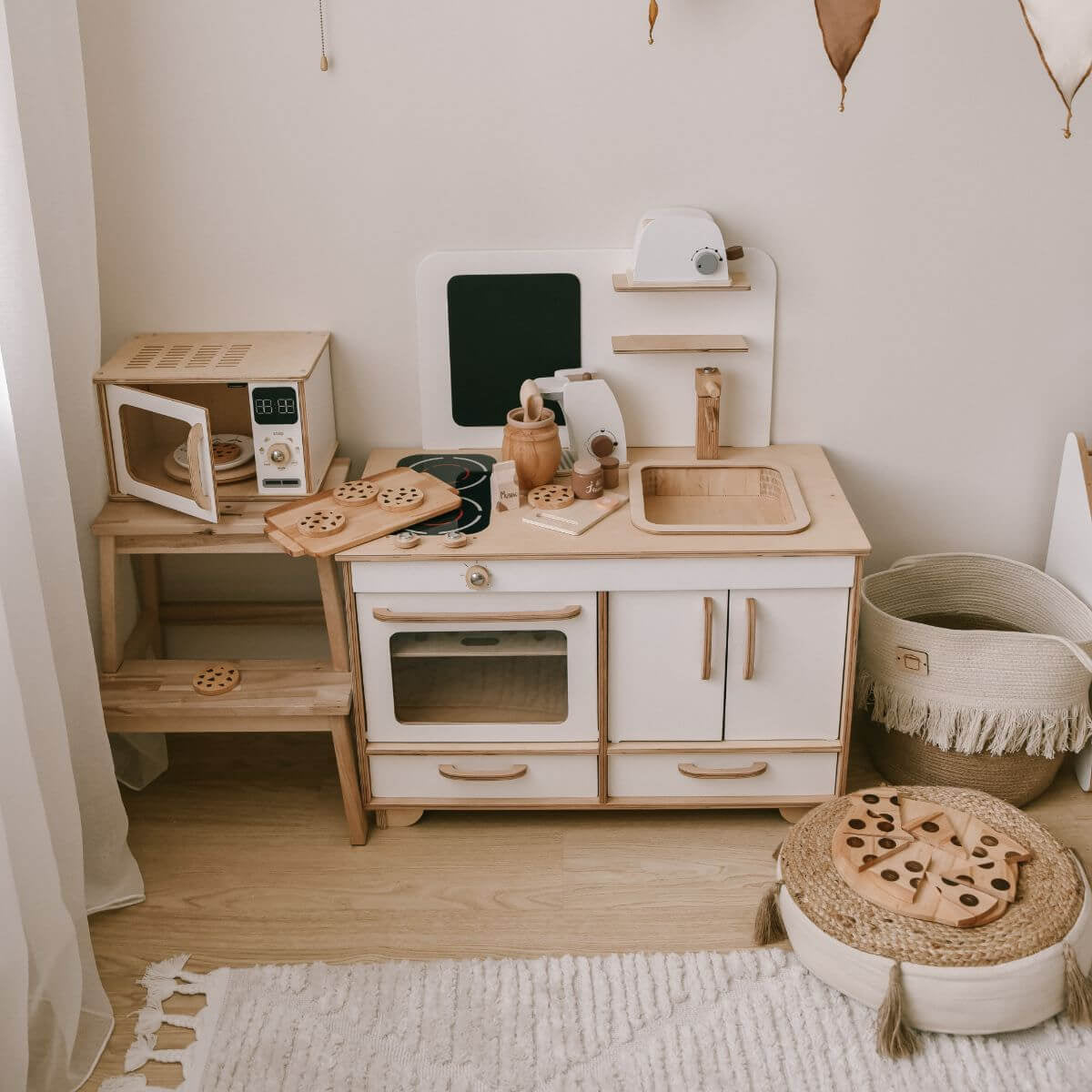 Wooden Microwave Toy, photo 7 of 12