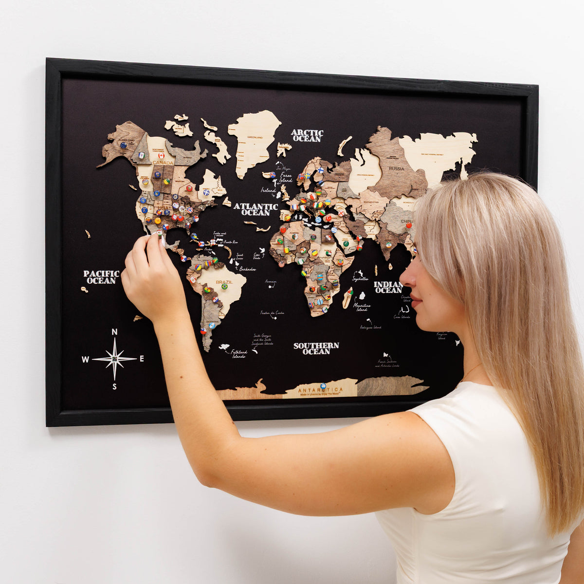 3D Wooden Panel World Map - Smokey, photo 2 of 17