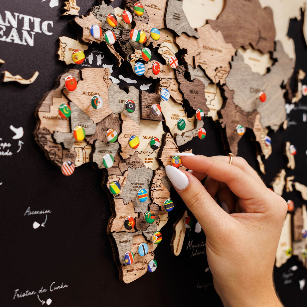 3D Wooden Panel World Map - Smokey, photo 6 of 17