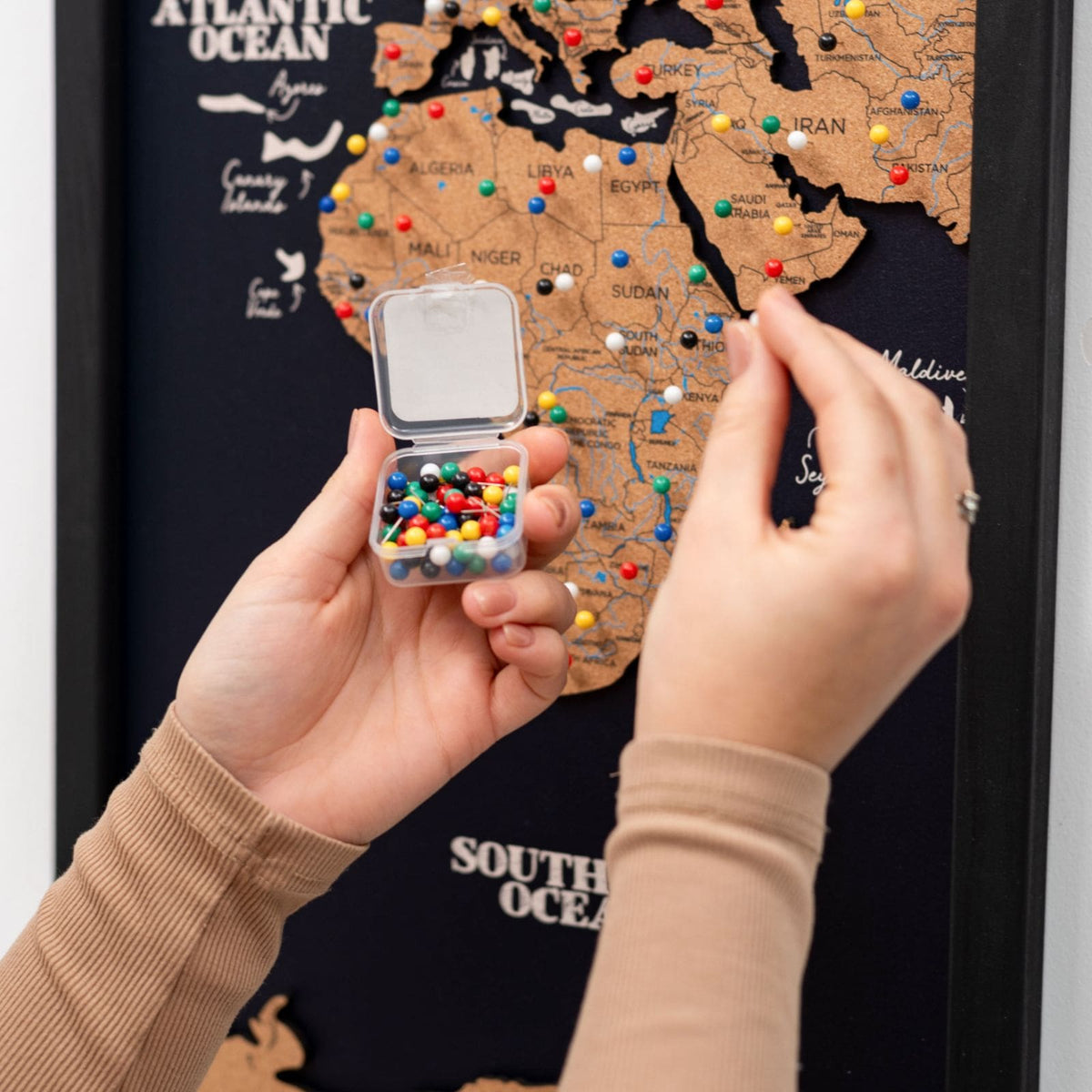 Cork world map triptych - Black, photo 6 of 14