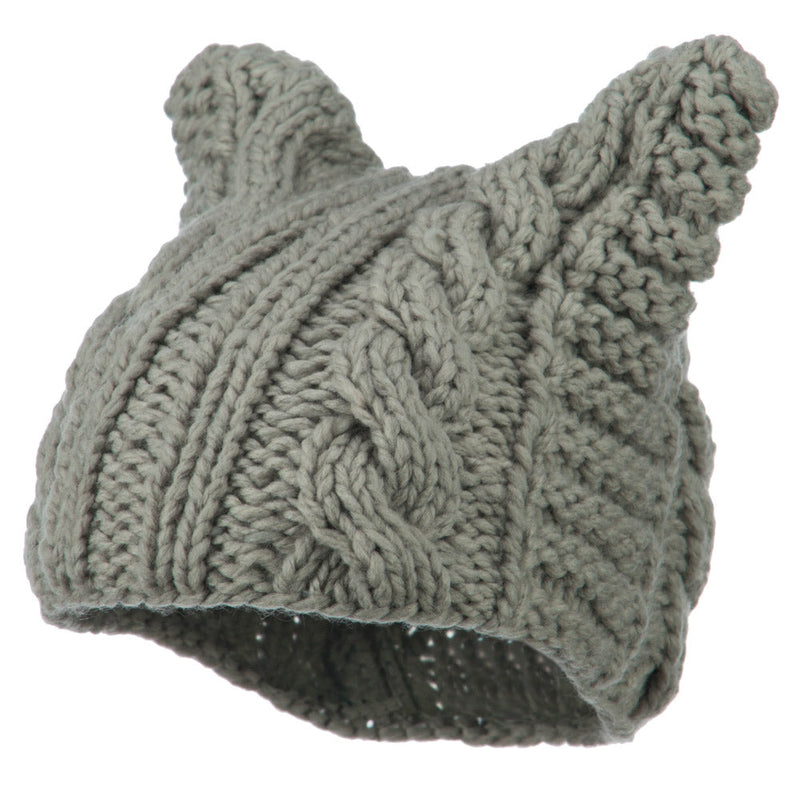 Women's Acrylic Cable Knit Beanie