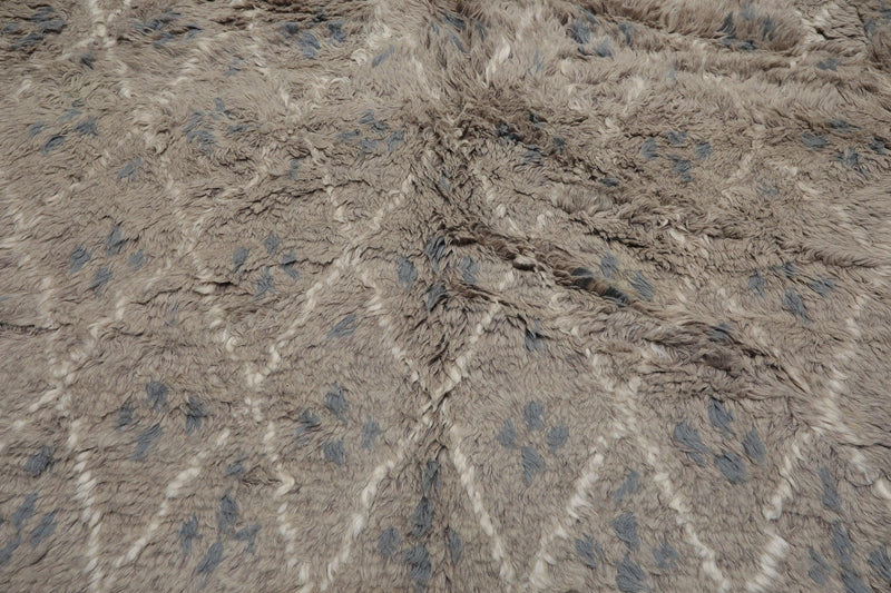 8’2" x 10’4" Hand Knotted 100% Wool Plus Pile Moroccan Area Rug Gray