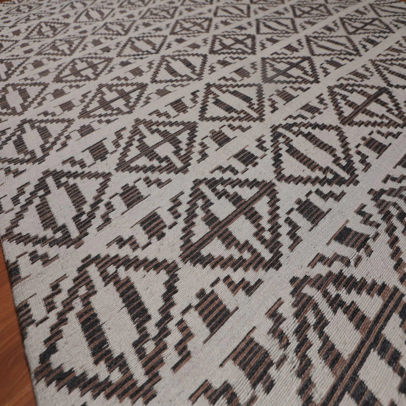 5' x 7' Handmade Geometric Graphic Wool Modern Flatweave Area Rug Beige